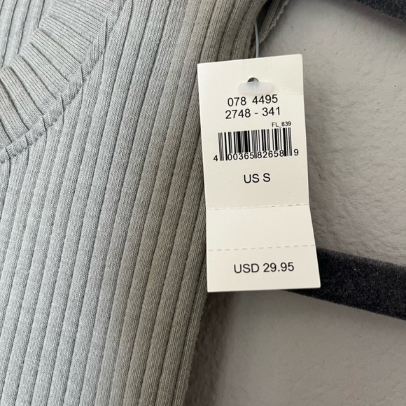 NWT Cropped Ribbed Tank - Picture 3 of 4